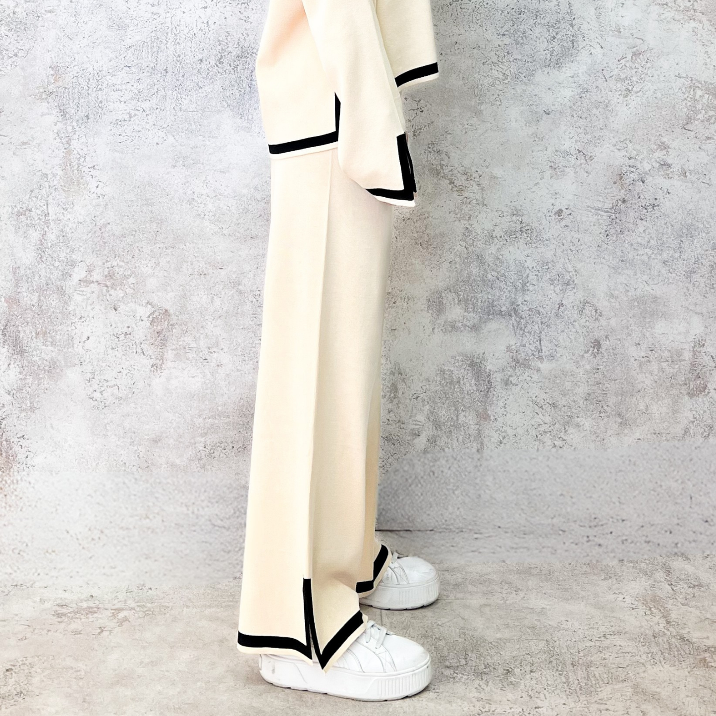 Set tejido beige raya negra