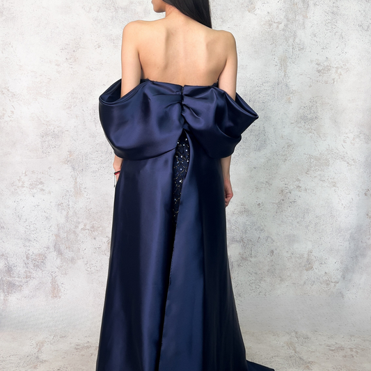 Vestido largo azul marino bordado lentejuela