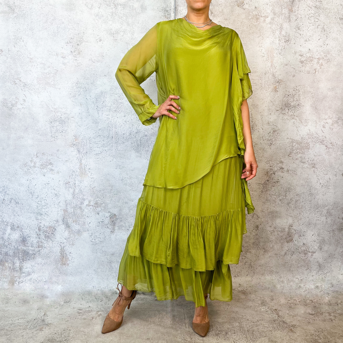 Vestido de seda verde limon