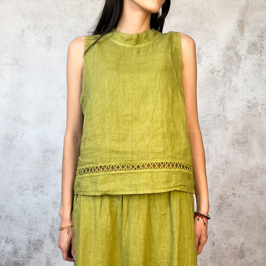 Conjunto de Lino falda y blusa bordado