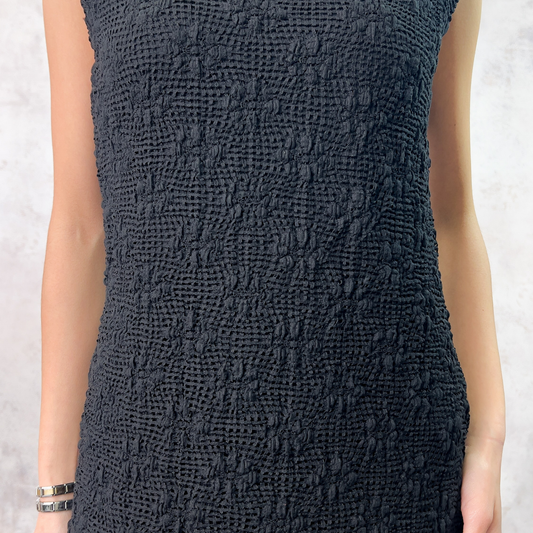 Vestido sin manga midi de crochet negro