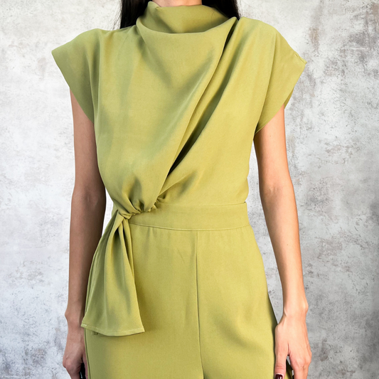 Jumpsuit verde olivo drapeado
