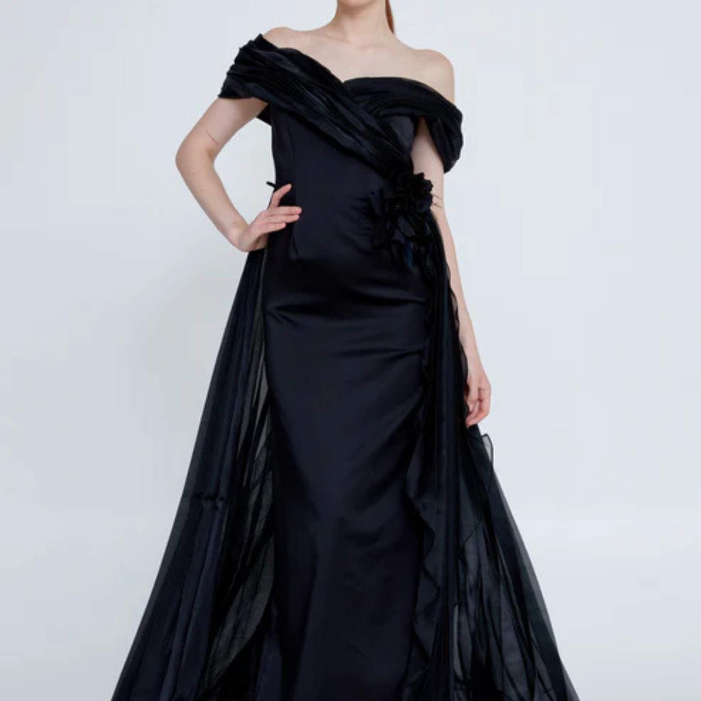 VESTIDO LARGO NEGRO TABLEADO