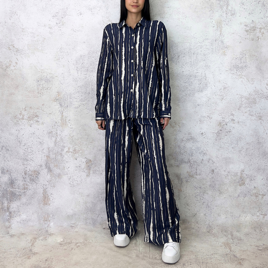 Conjunto estampado de hilo dorado azul