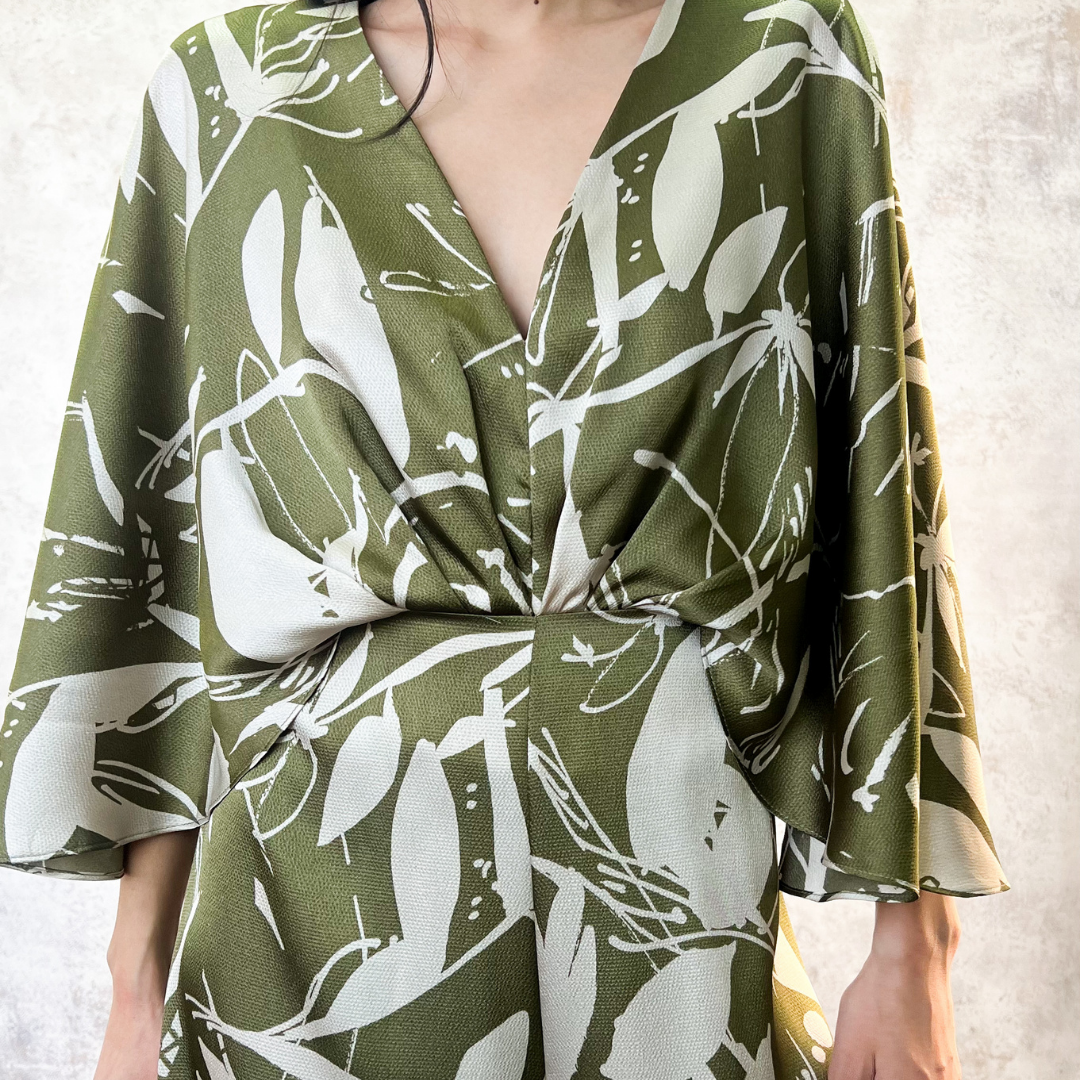 Jumpsuit estampado hojas verde