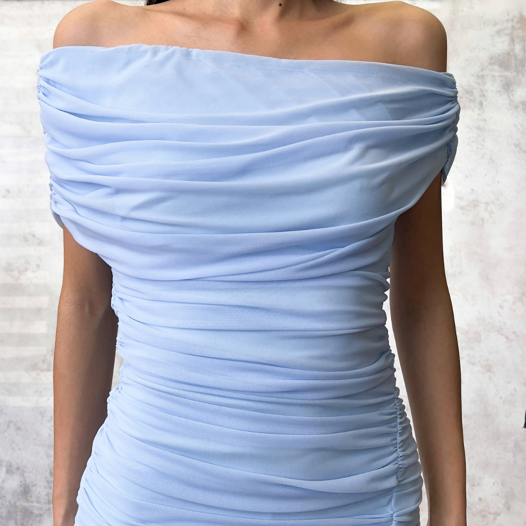 Vestido tela mesh azul cielo