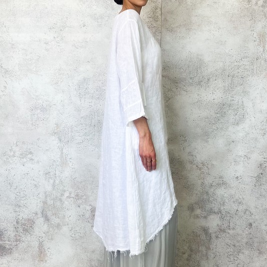 Blusón de lino blanco con botones