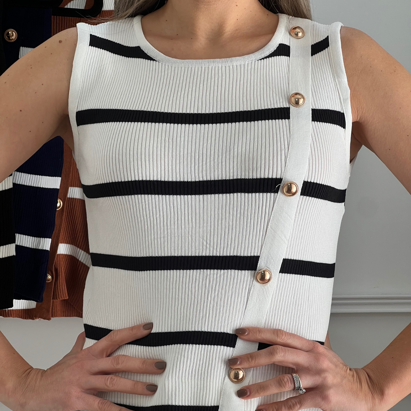 BLUSA RAYAS BLANCA
