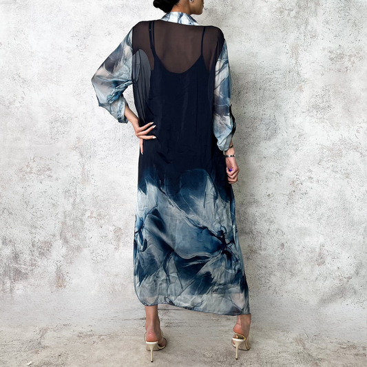 Vestido de seda estampado azul marino