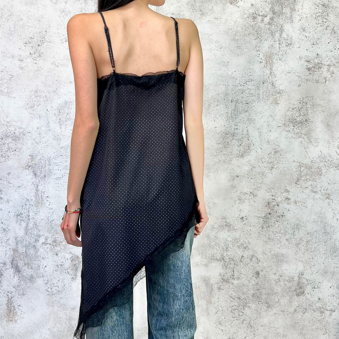 Blusa asimétrica polka dots