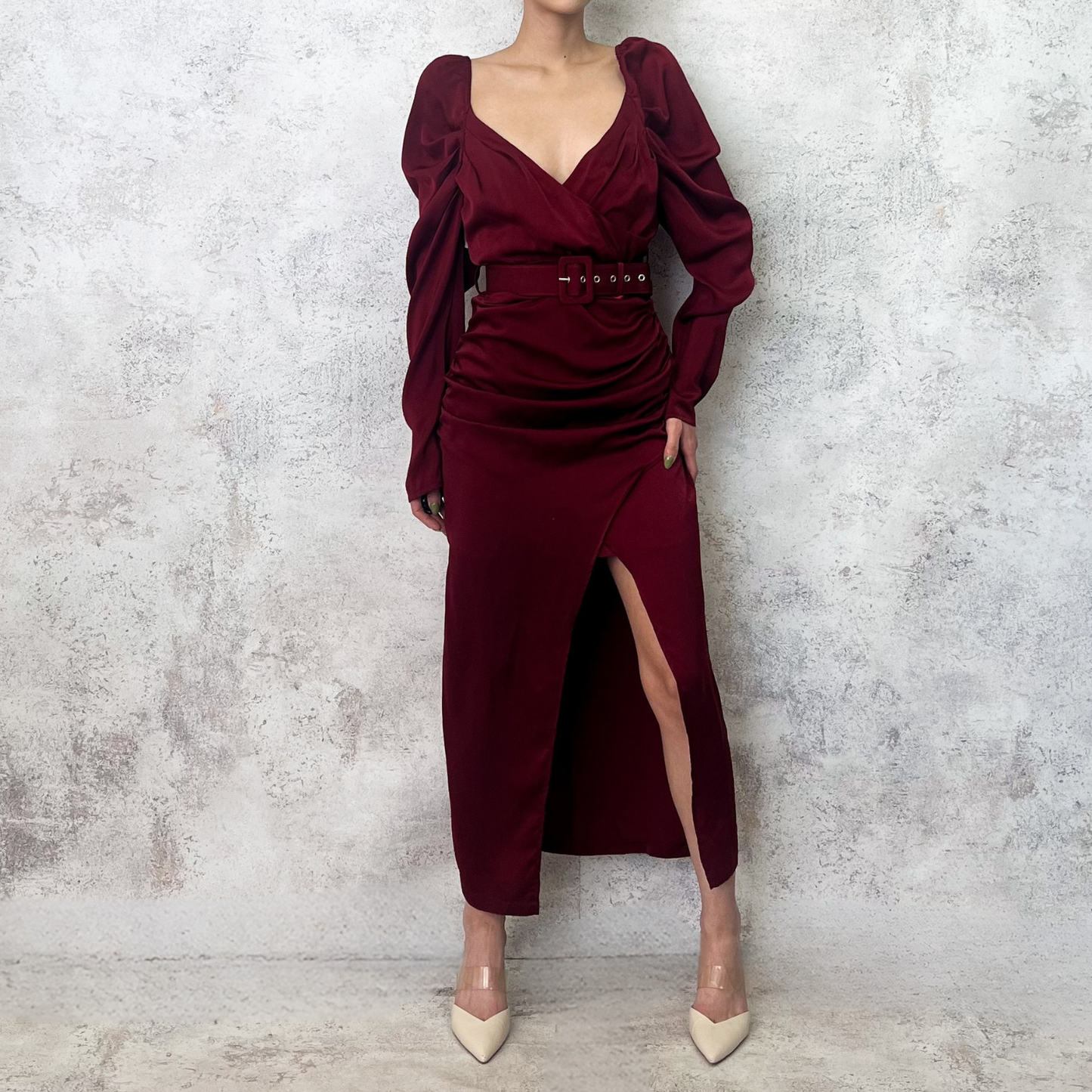 Vestido midi burgundy manga larga