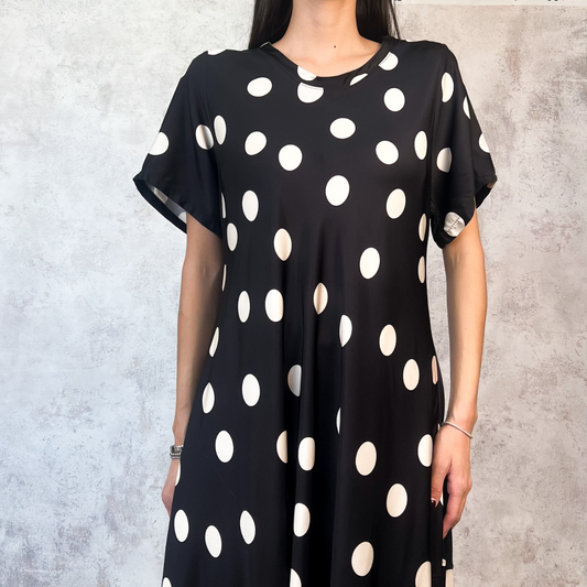 Vestido midi negro polka dots
