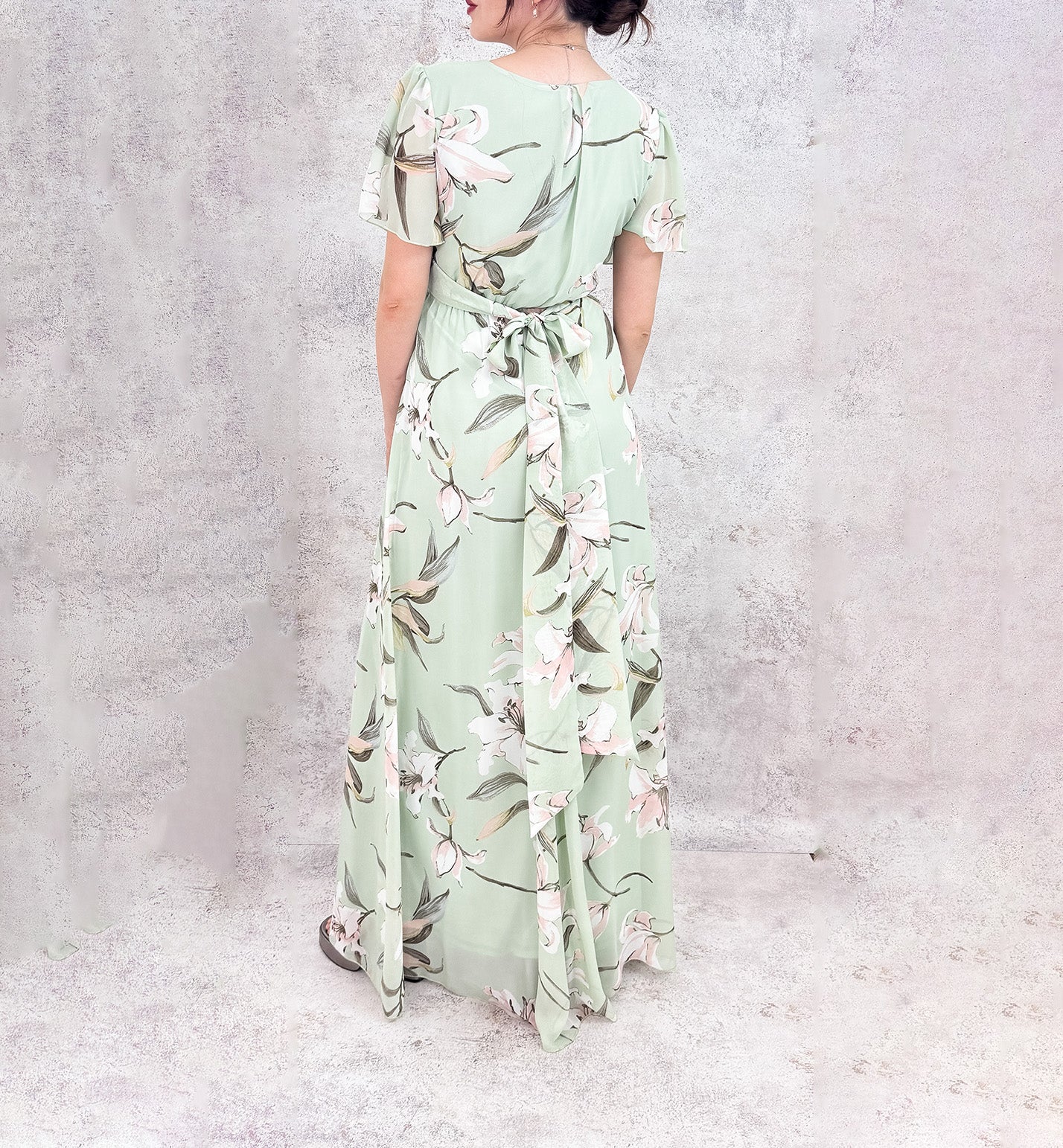 Maxi vestido estampado flores.