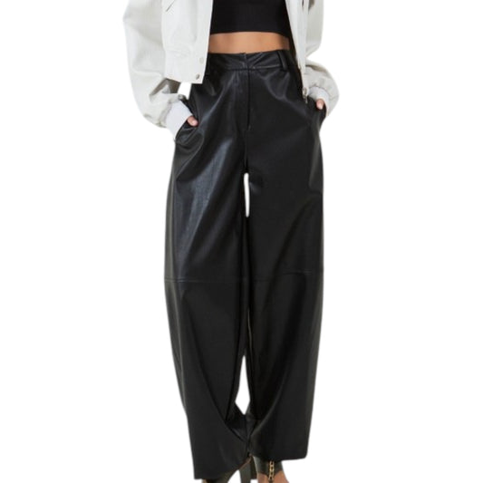 PANTALON NEGRO EFECTO PIEL