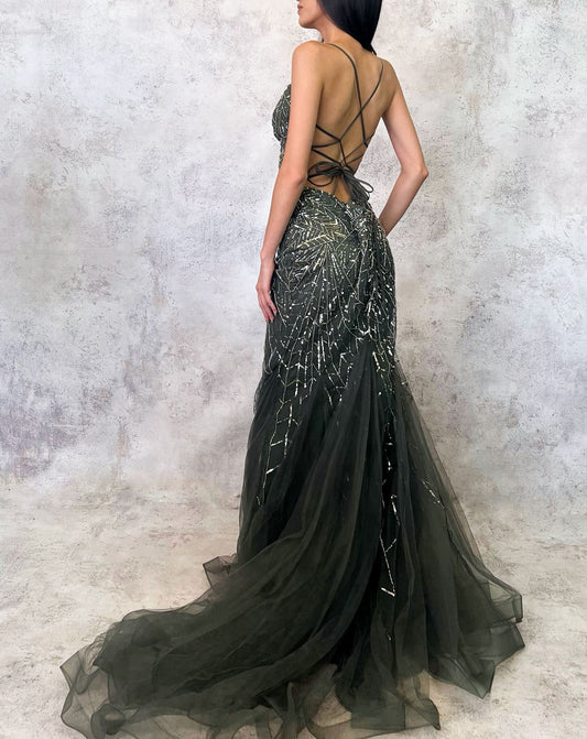 Vestido largo tul bordado pedreria olivo