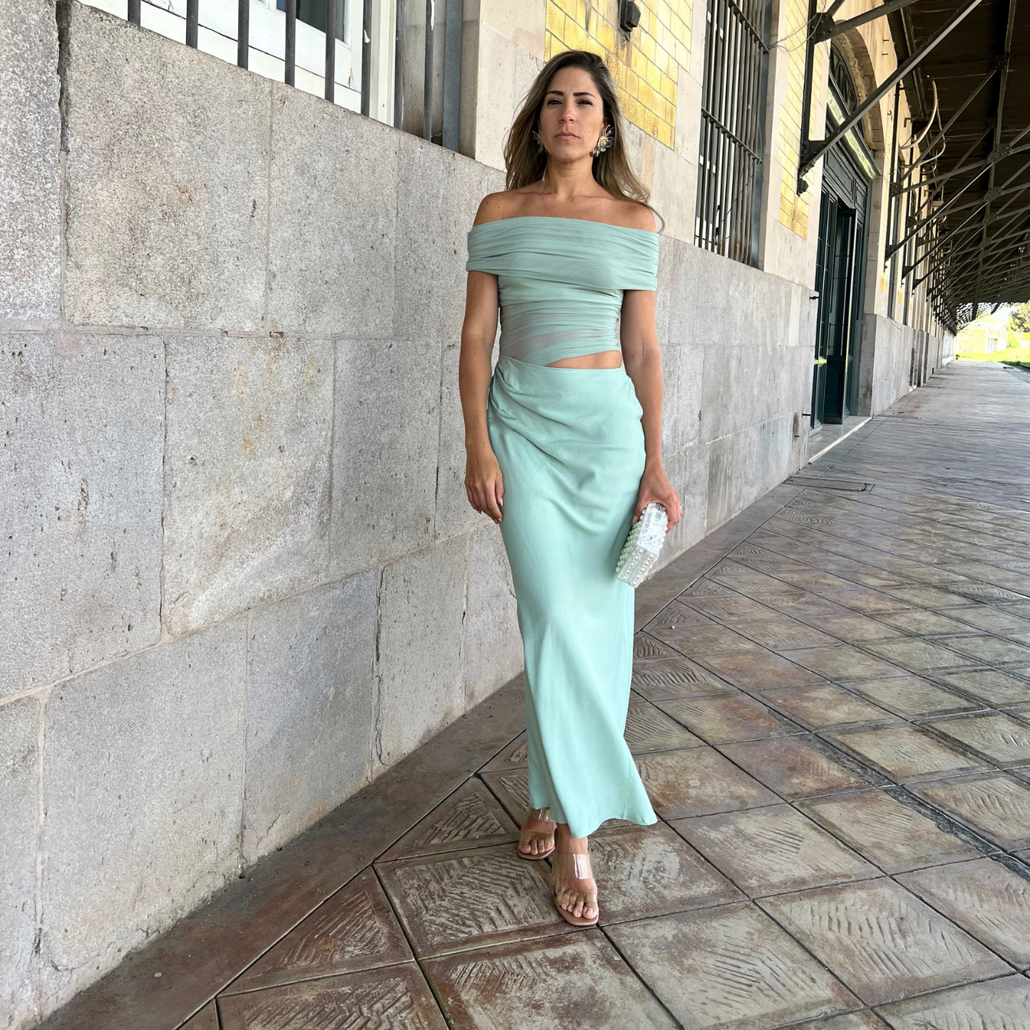 Vestido mesh hombros descubierto sabia.