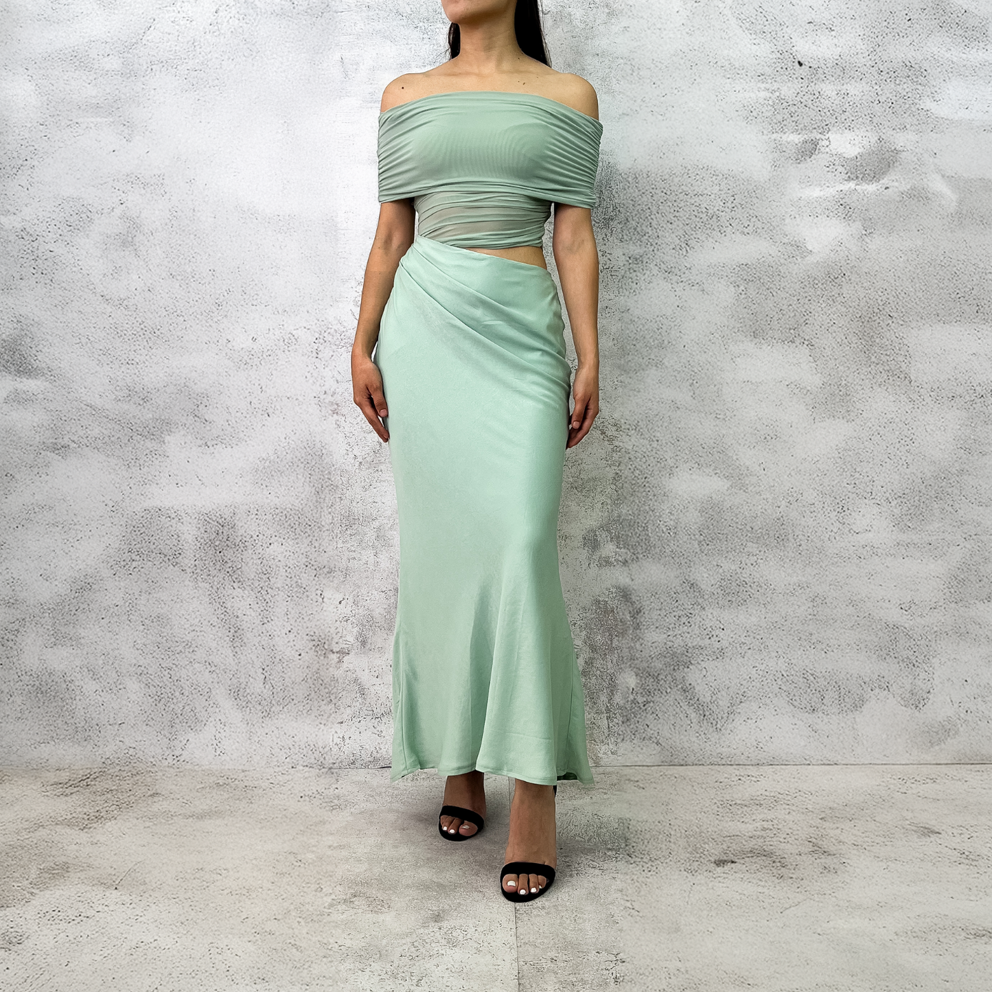 Vestido mesh hombros descubierto sabia.