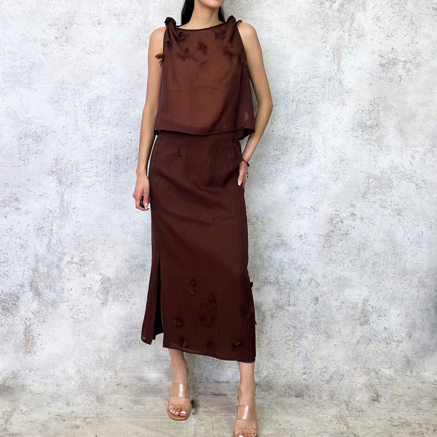 Conjunto de falda y blusa flores cafe