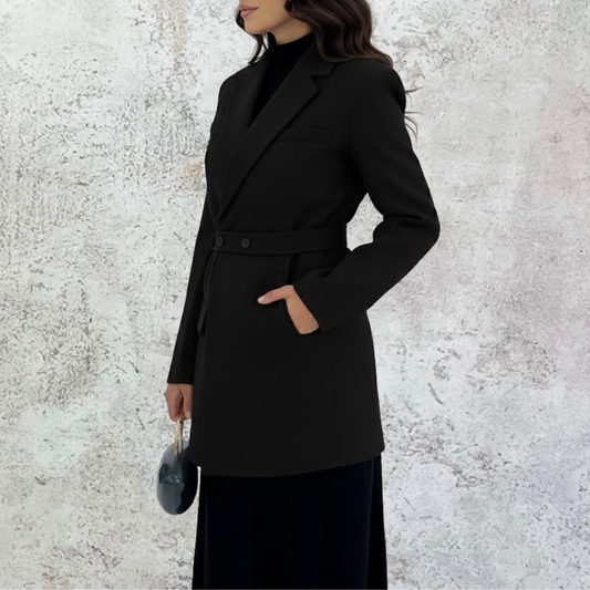 Abrigo de lana en color negro