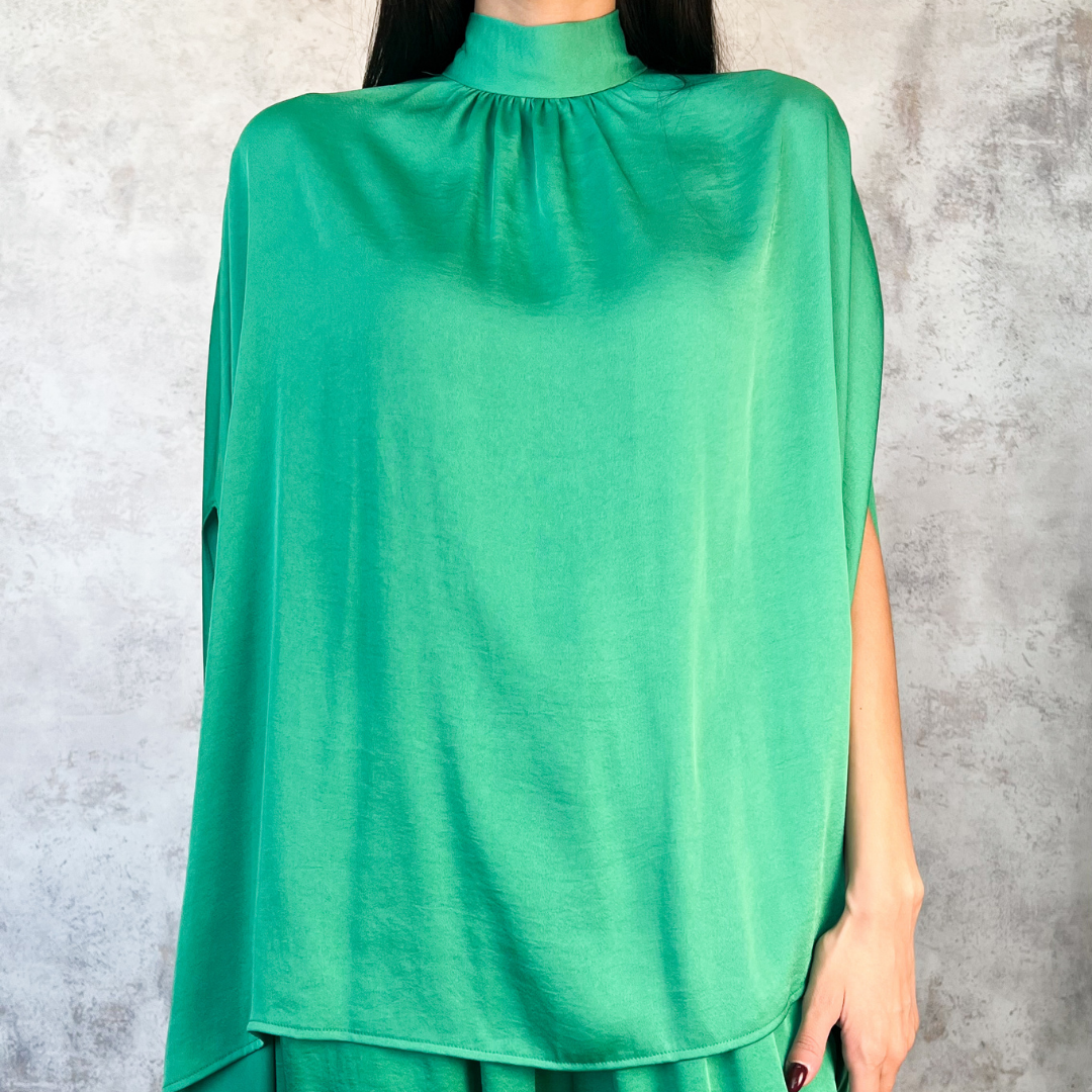 Blusa mangas mariposa verde