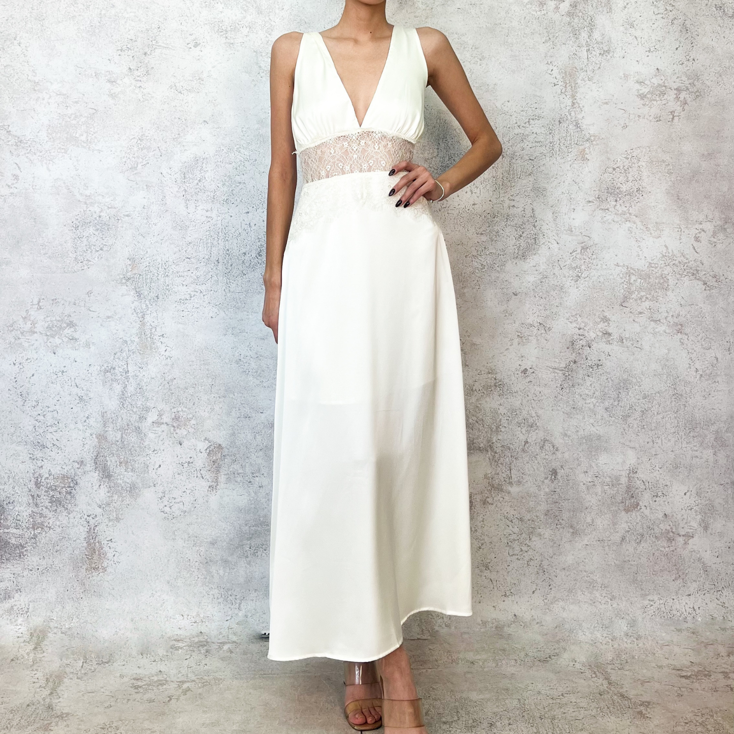 Vestido lencero con encaje ivory