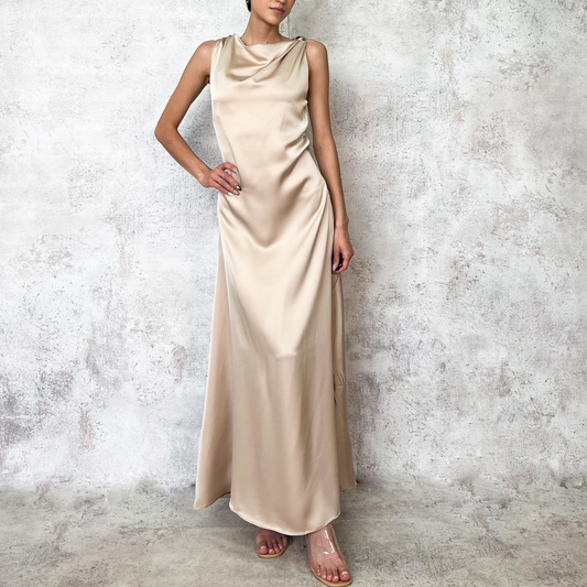 Vestido largo lencero beige