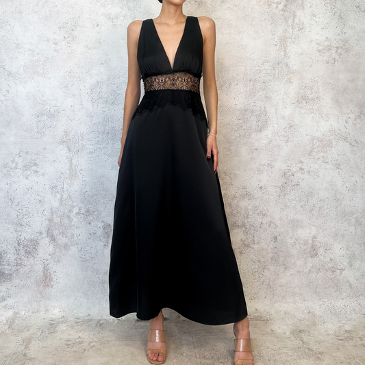 Vestido lencero con encaje negro