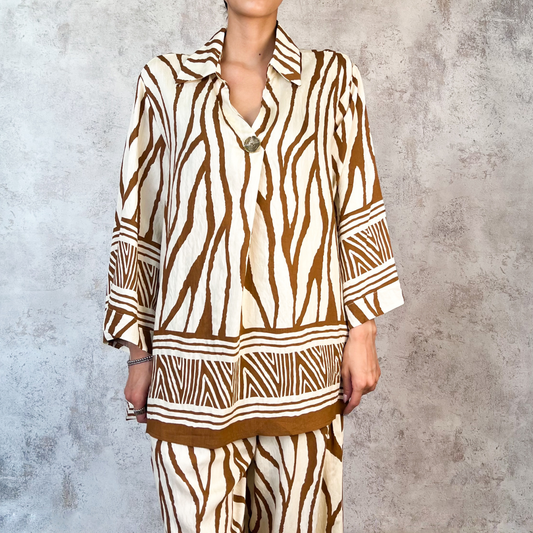 Conjunto beige rayado cafe