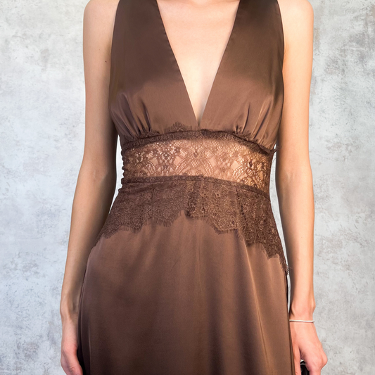 Vestido lencero con encaje cafe