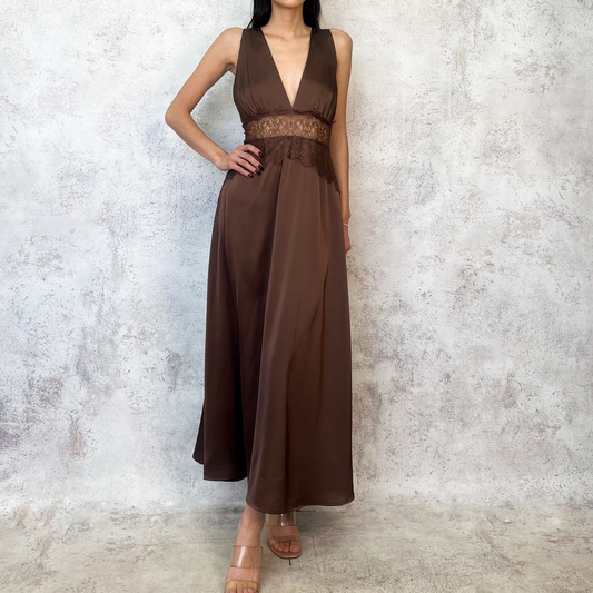 Vestido lencero con encaje cafe