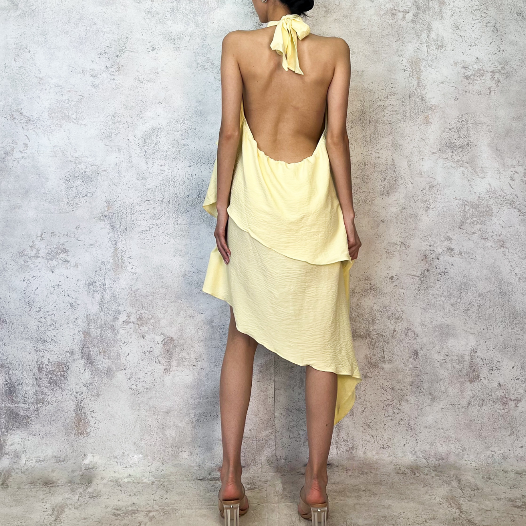 Vestido corto halter amarillo