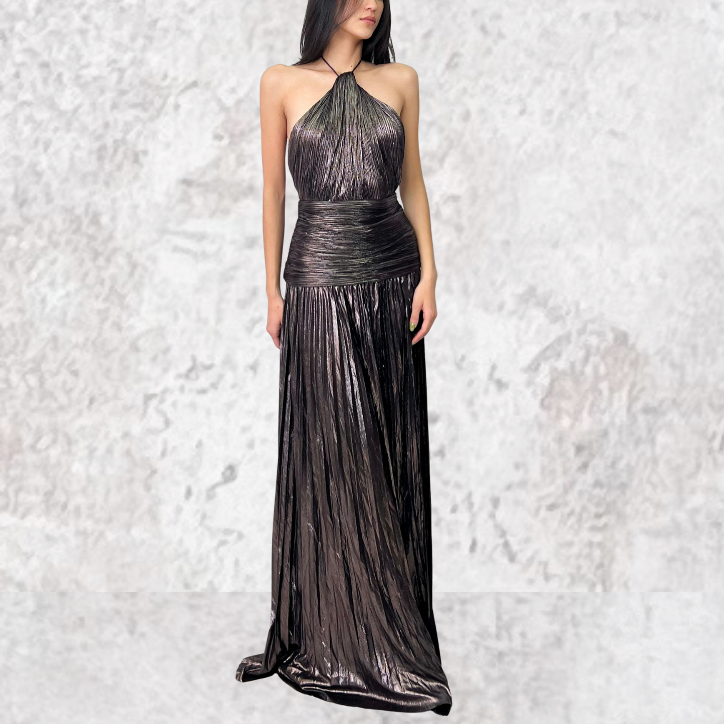 Vestido largo halter cobre metálico