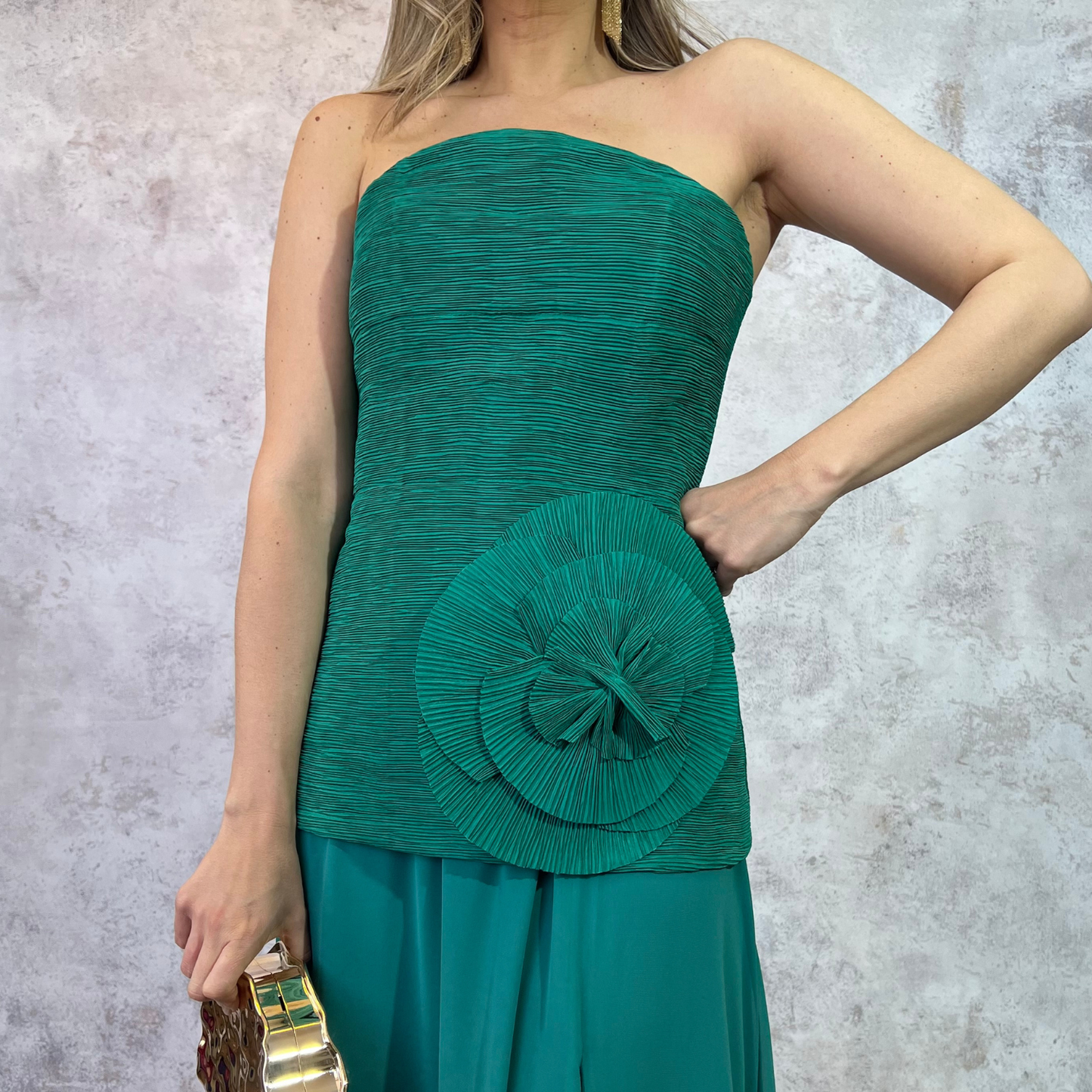 Conjunto de falda y cinturilla verde