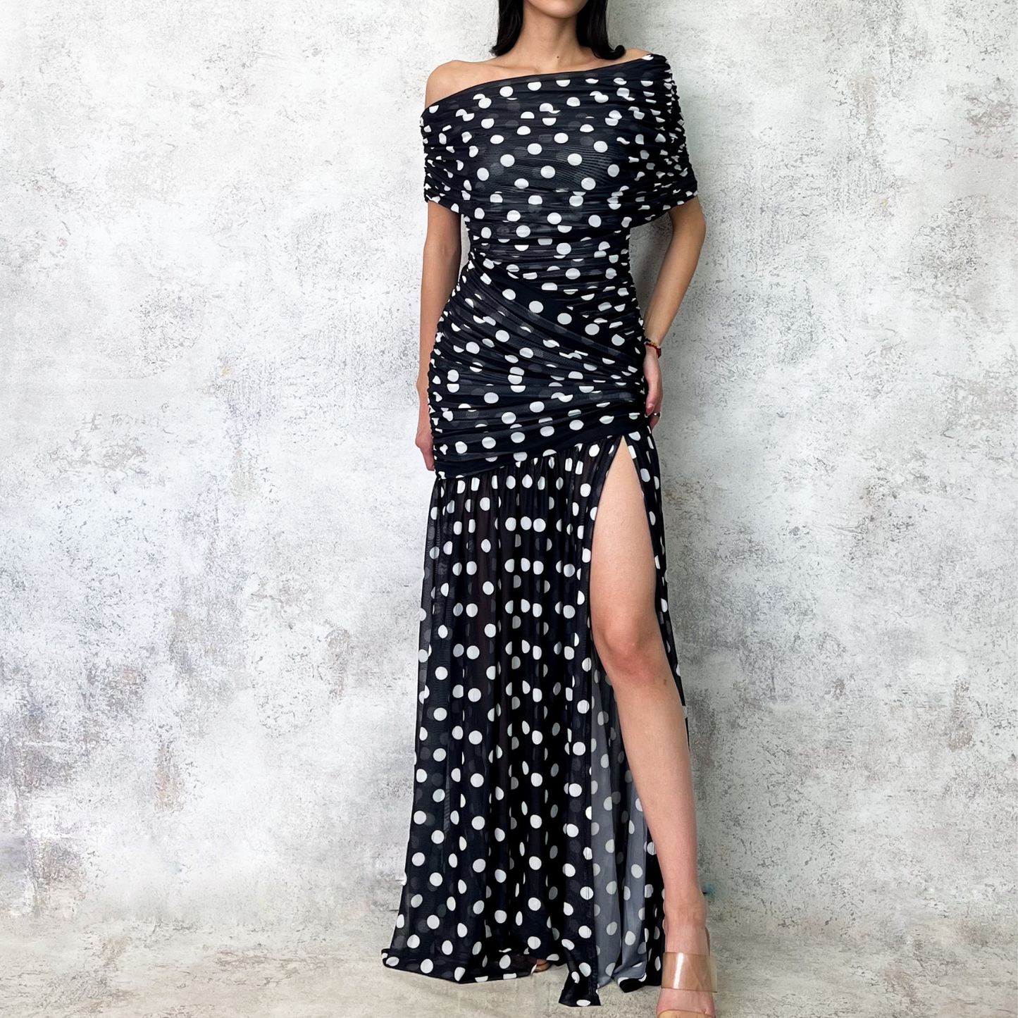 Vestido de mesh negro polkadots