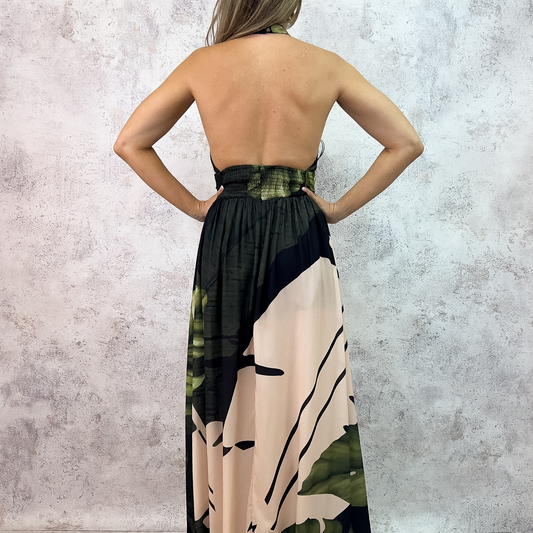 Vestido estampado negro con verde.