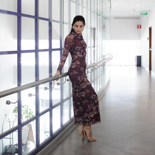 Vestido midi color vino estampado flores