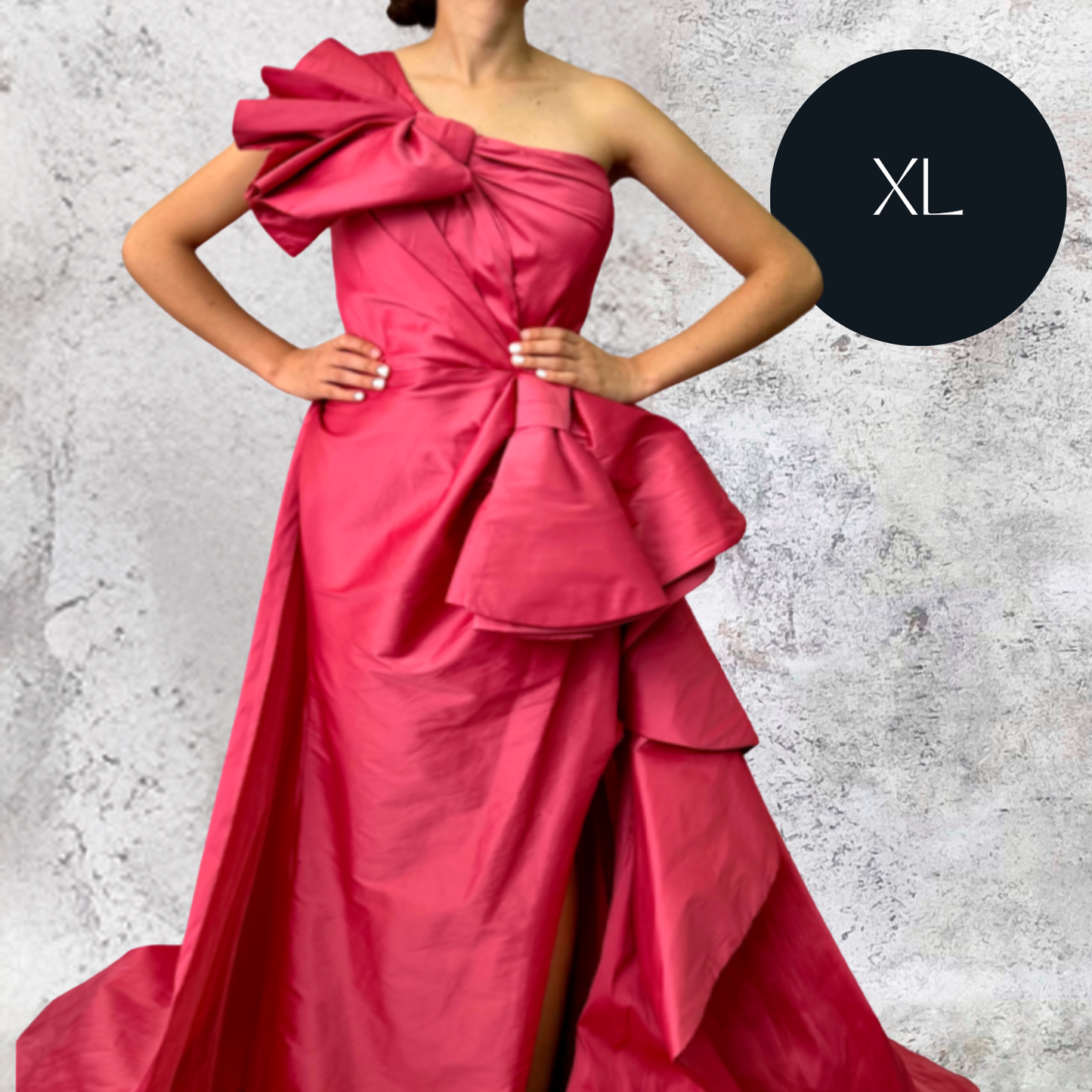 Vestido largo de tafeta con detalle de moño rosa