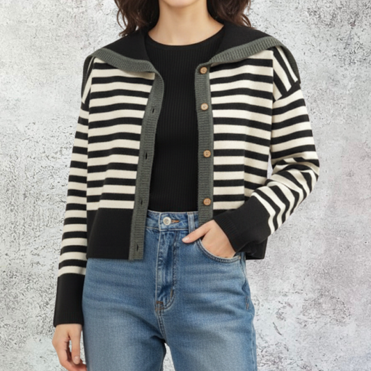 Cárdigan corto de rayas con cuello marinero