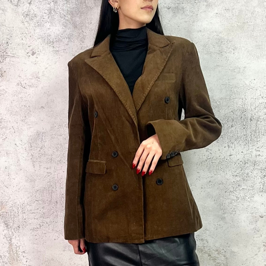 Blazer de pana en color cafe