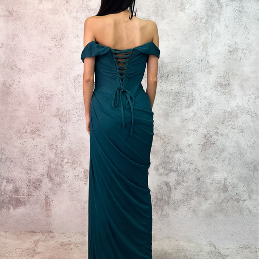 Vestido largo verde azulado de mesh