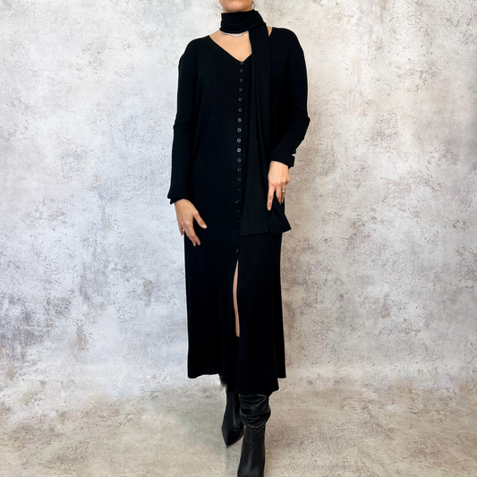Vestido tejido con bufanda negro