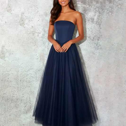 Vestido corset azul con falda de tul