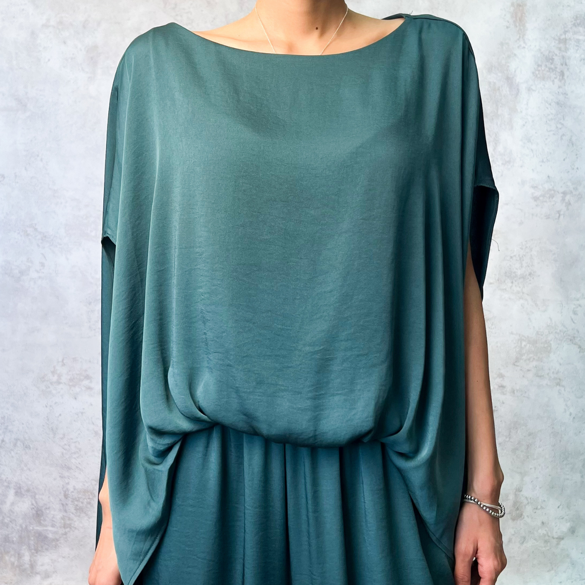 Conjunto azul petróleo