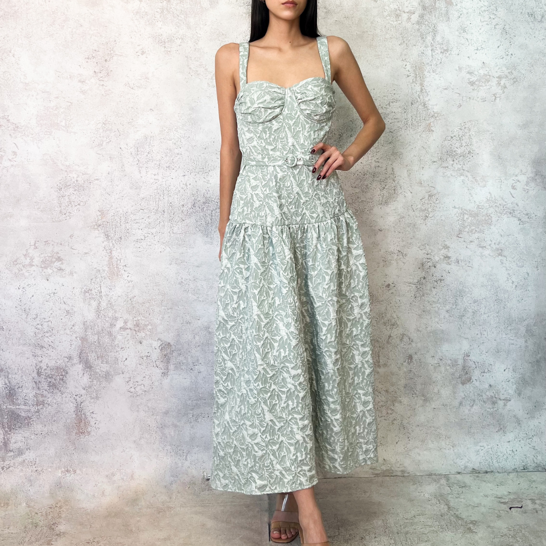 Vestido midi en color sabia texturizado