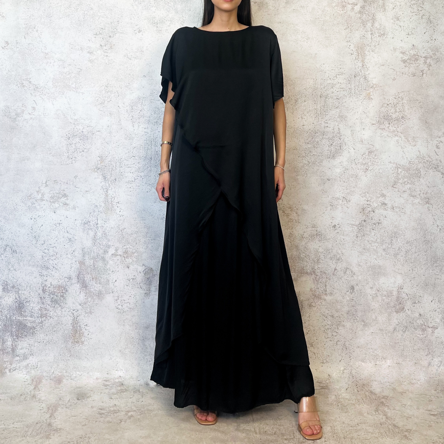 Set pantalon y blusa asimetrica negra