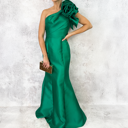 VESTIDO LARGO VERDE UN HOMBRO FLOR