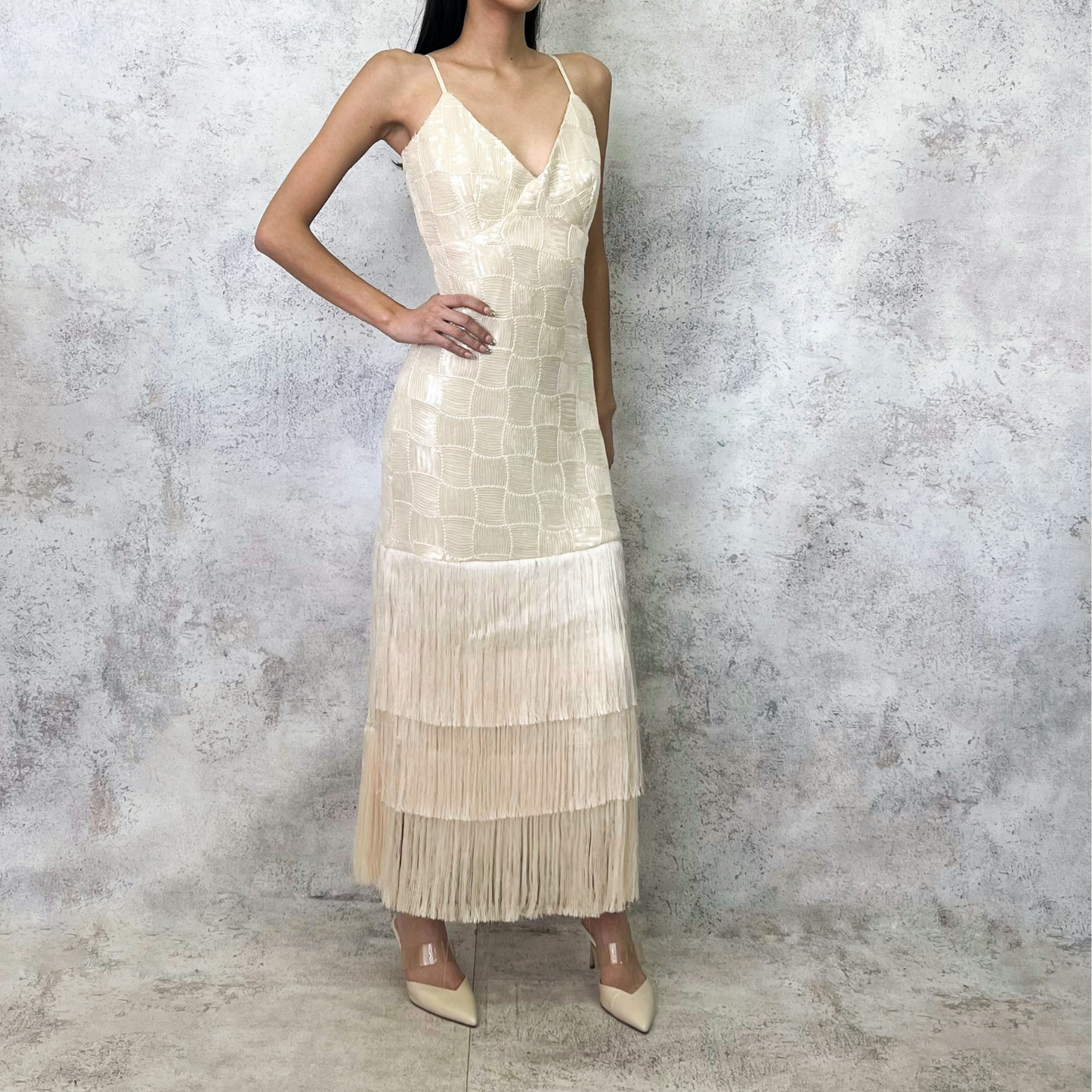 Vestido midi lentejuela flecos dorado