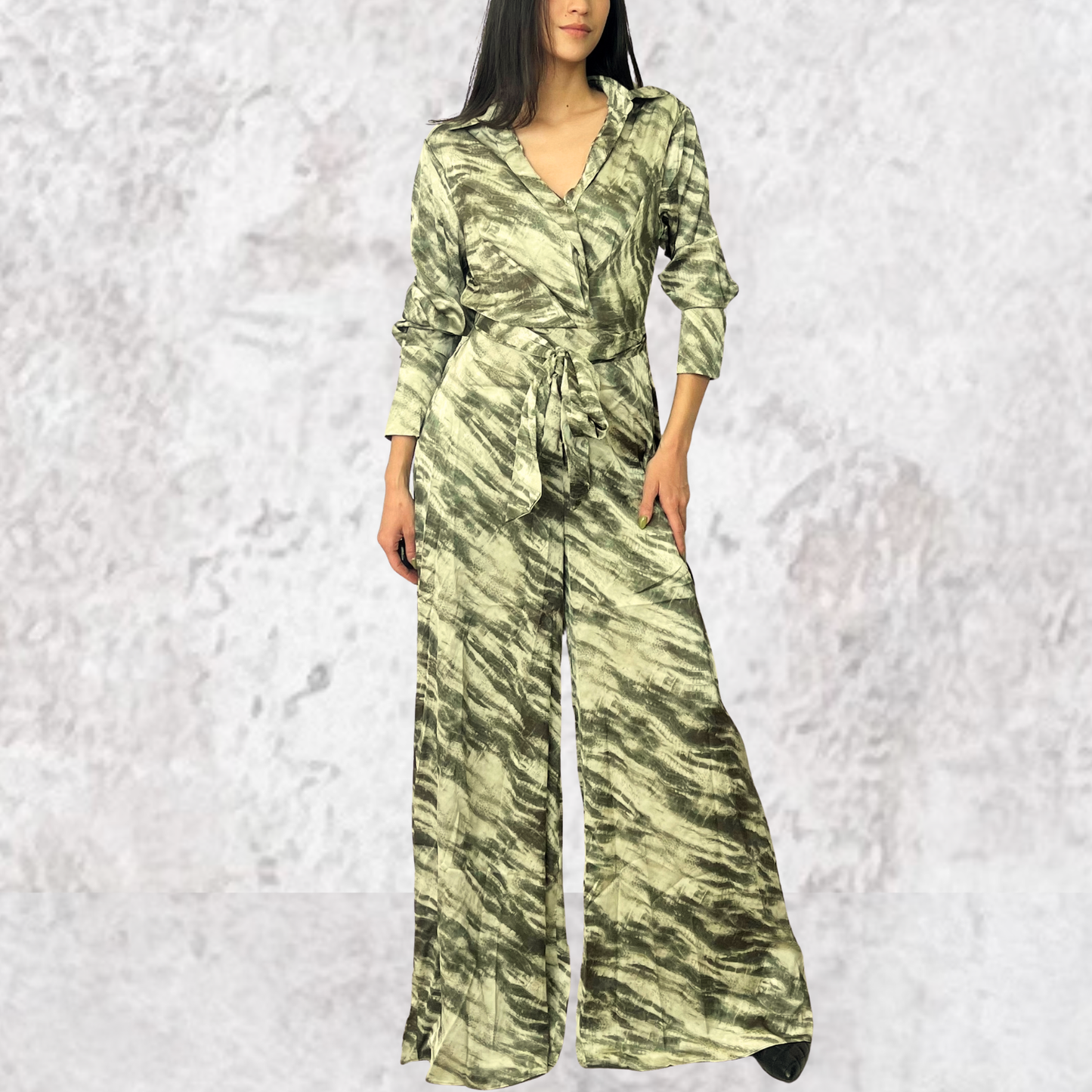 Jumpsuit verde estampado animal print