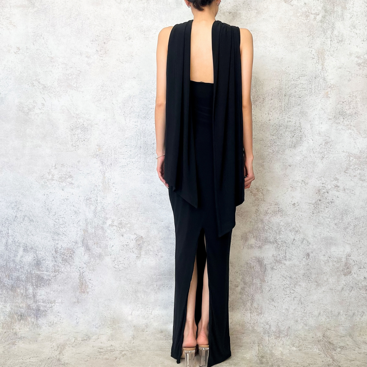 Vestido largo negro de licra