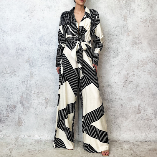 Jumpsuit estampado ivory lineas negro